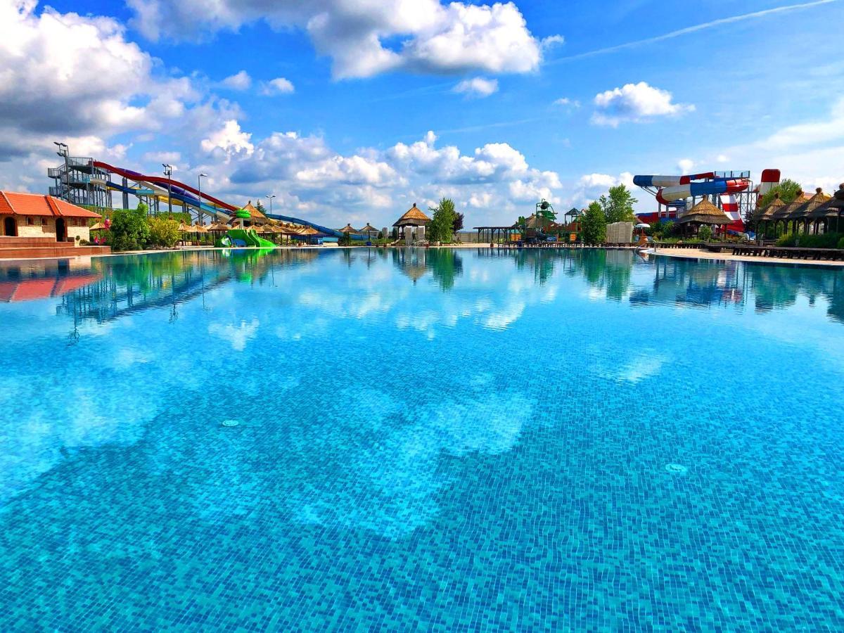 S Club Resort Hotel Aqua Park And Spa بلغراد المظهر الخارجي الصورة